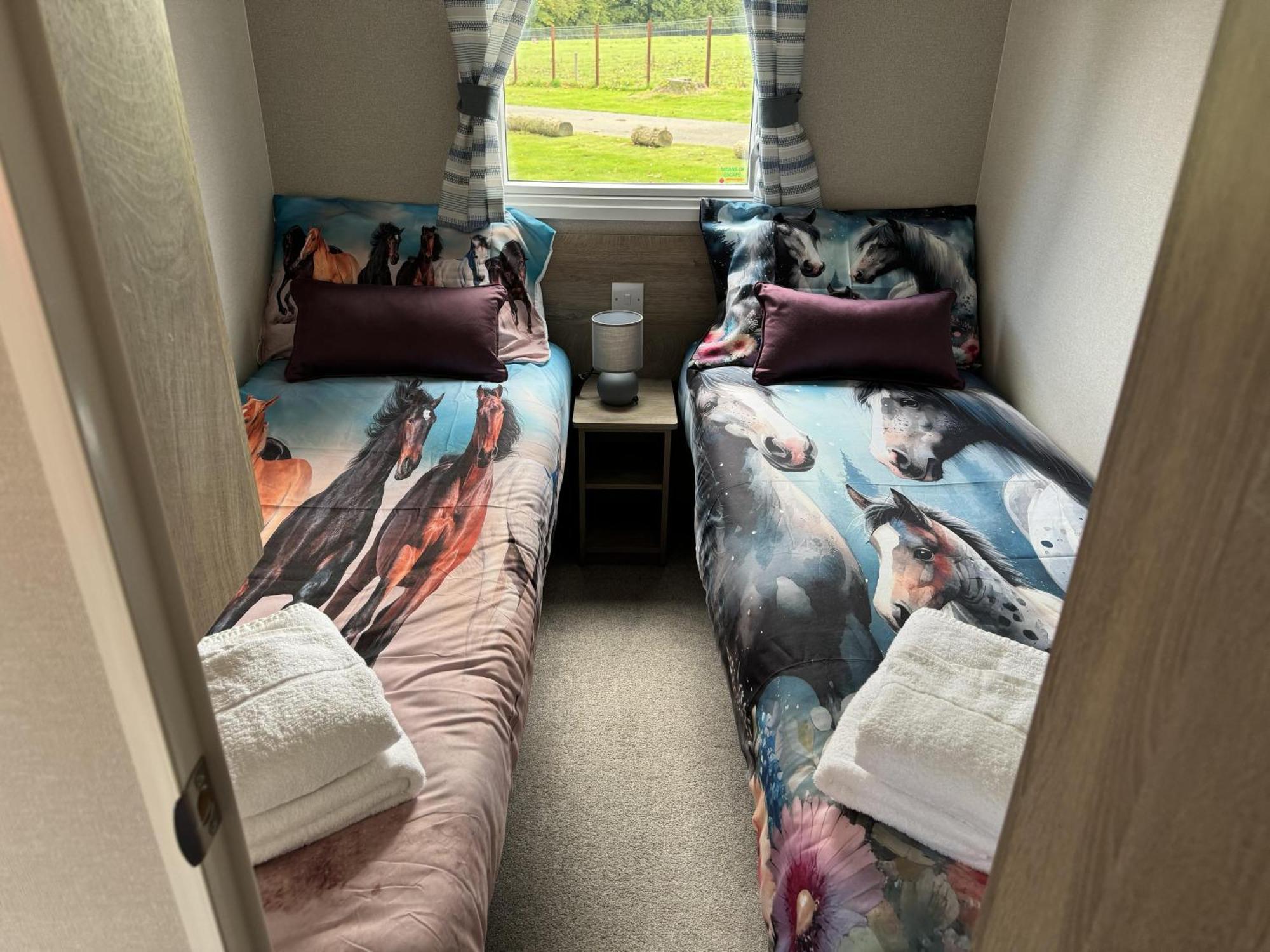 Pony Gate Caravan On Haggerstone Castle West Lawn Berwick Upon Tweed Luaran gambar